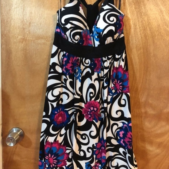 Candie's Dresses & Skirts - CANDIE'S Halter Top Dress Size MEDIUM